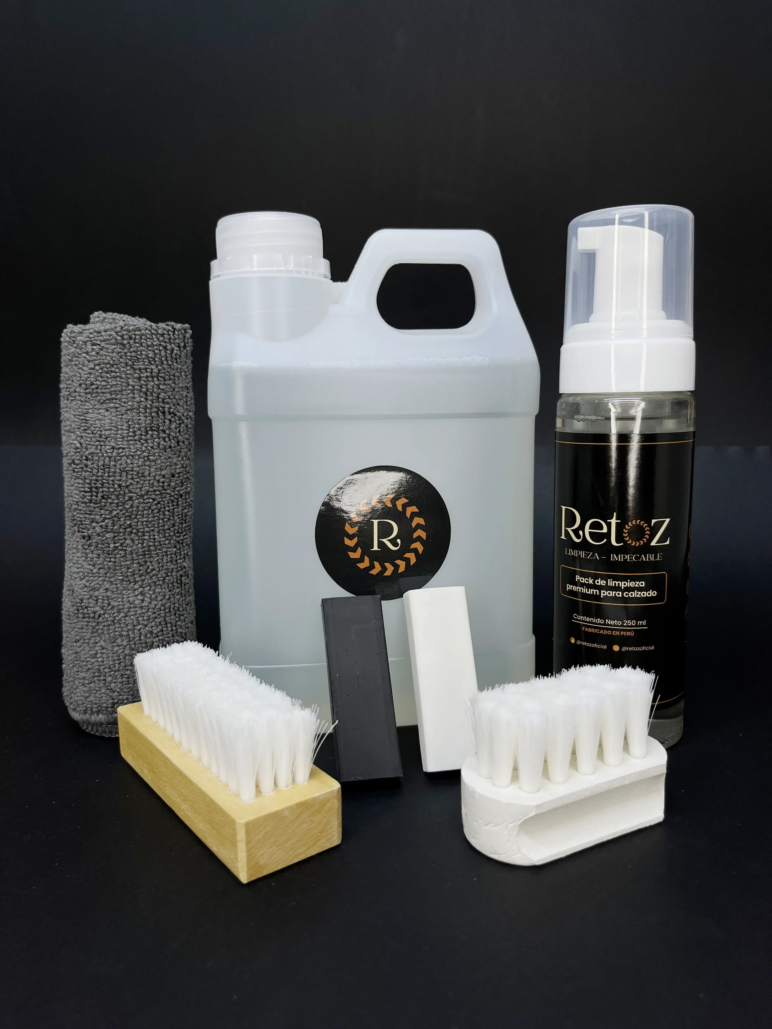 Kit de Limpieza de Zapatilla + 1 Litro de Shampoo